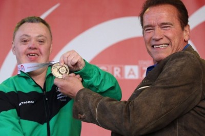 Schwarzenegger shuts up internet troll for mocking Special Olympics