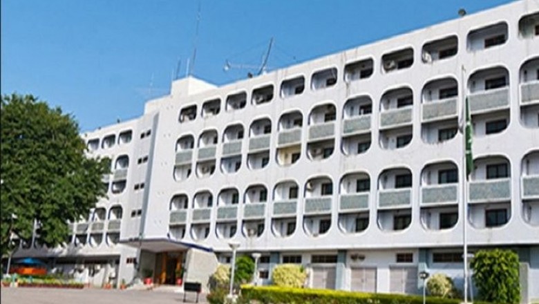 پاکستان کی پلوامہ حملے کی تحقیقات سے متعلق غیرملکی سفارتکاروں کو بریفنگ