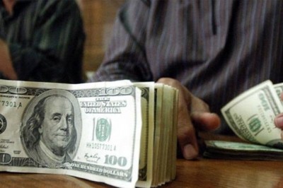 انٹربینک اور اوپن مارکیٹ میں میں ڈالر کی قدر میں کمی