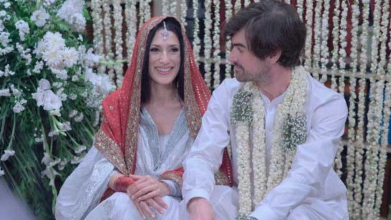 Fatima Bhutto, Grandchild Of Zulfiqar Bhutto, Wed In The Library Of Her Grandfather