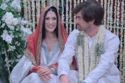 Fatima Bhutto, Grandchild Of Zulfiqar Bhutto, Wed In The Library Of Her Grandfather