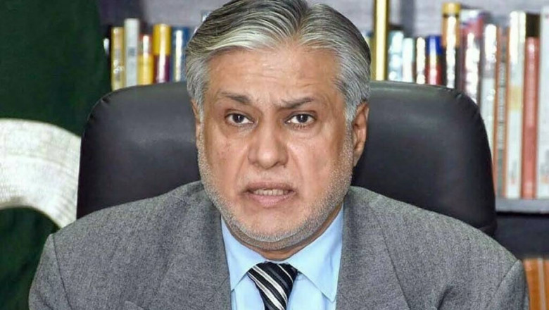 Ishaq Dar Promises to Maintain Pakistan's Petrol Prices