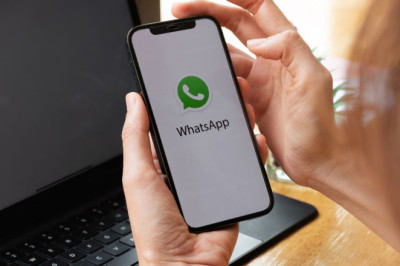 Users Can Now Automatically Share WhatsApp Status Updates on Facebook