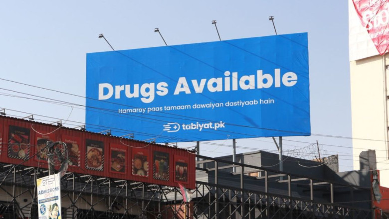 Tabiyat.pk's Newest Billboard Again Impresses Internet Users