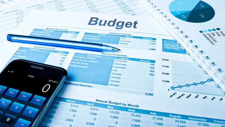 The Government's Final Budget, a Massive Relief Plan Is Ready Before Elections
