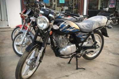 Motorcycle manufacturing in Pakistan is stopped by Suzuki Pakistan