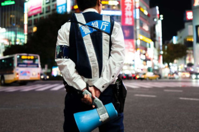 Japan Is Regarded as the Safest Country, Allowing 6-Year-Olds to Ride Buses Alone to School