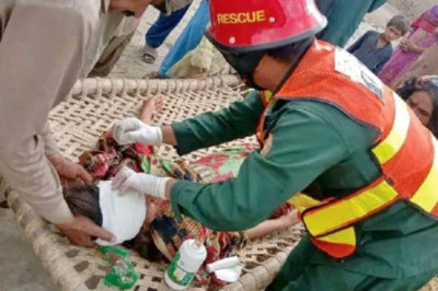 At-Home Mysterious Blast Six are killed by Kot Addu.
