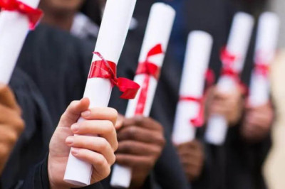Top 5 Degrees That Help Pakistani Students Move to the UK More Easily