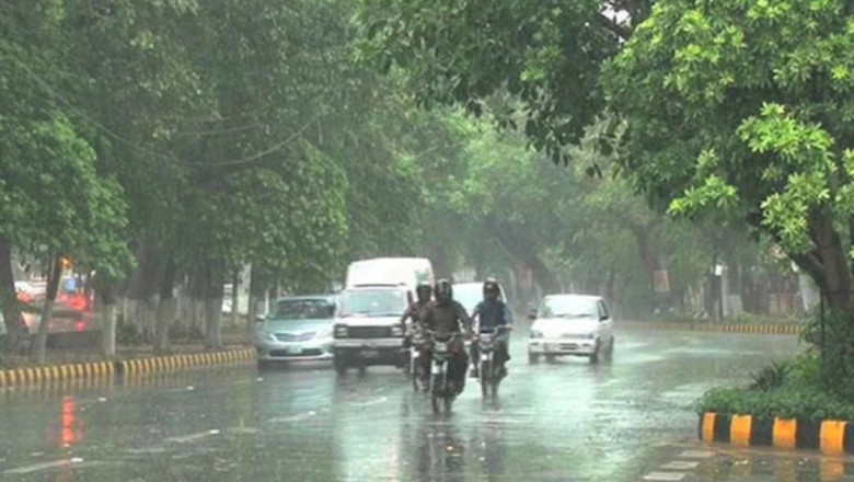 Upper Khyber Pakhtunkhwa, Azad Kashmir, and Surrounding Areas: Rain Likely