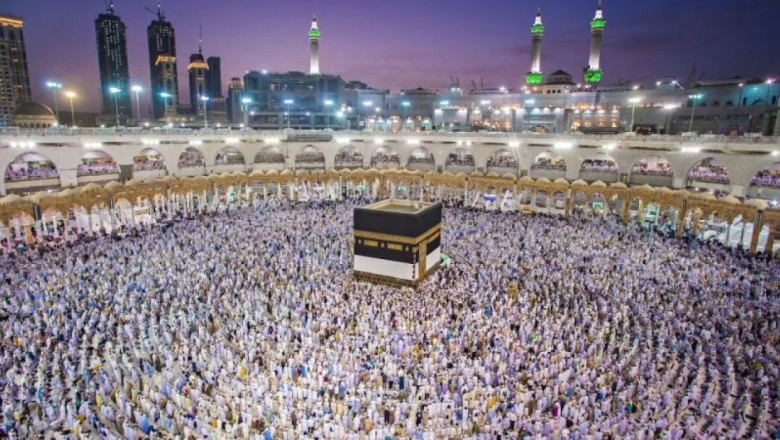 Over 40,000 Pakistanis Have Arrived in Saudi Arabia to Do Hajj