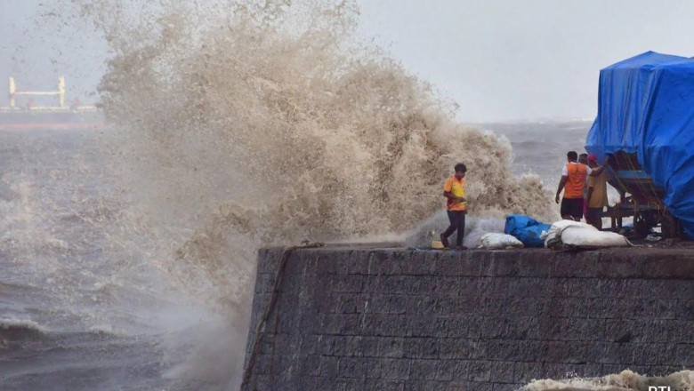Biparjoy Cyclone, 350 KM From Karachi, Expected to Hit Pakistan’s Coastal Areas