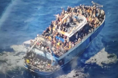 Death toll from Greece boat tragedy increases