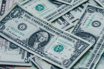USD to Pkr: The Rupee Increases by RS11 in Interbank Exchange