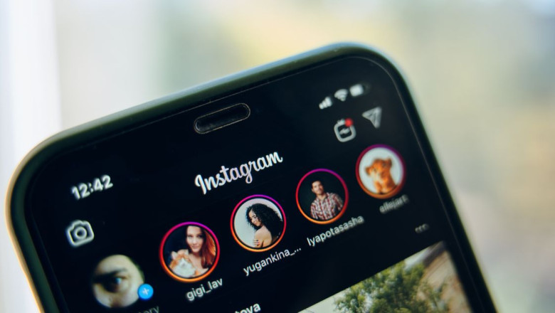 Instagram Will Allow You to Save Stories for up to a Week Soon