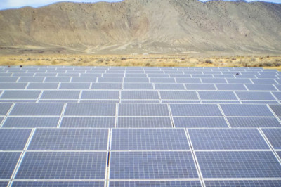 With 4 Million Solar Panels Spread Over 35 Kilometers, the United Arab Emirates Opens the Largest Single-Site Solar Farm in the World.