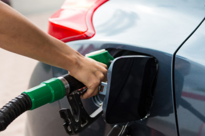 Petrol Price Expected to Drop by Rs. 3.75 in Pakistan on May 1st